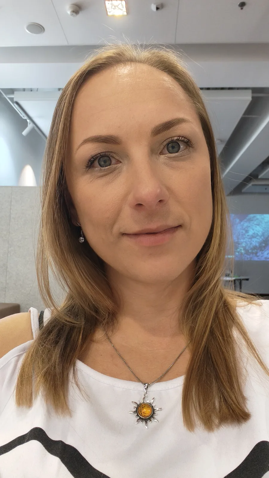 Olimpia Goździewicz, selfie w sali warsztatowej podczas maratonu